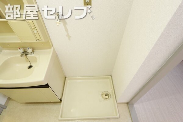 写真は106号室です