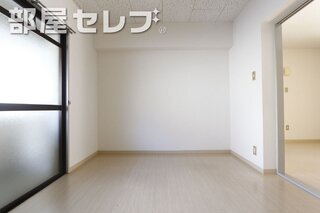 写真は106号室です