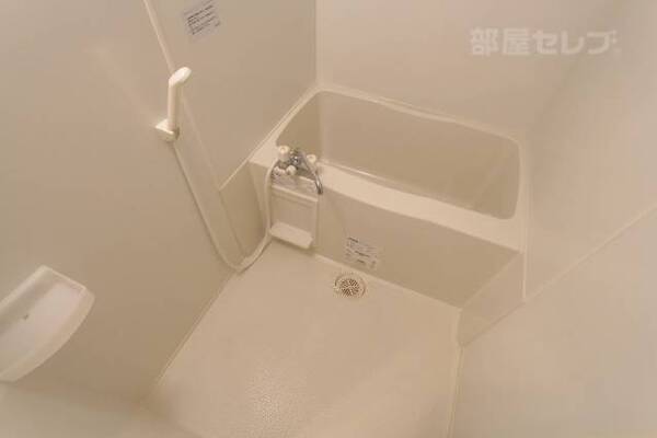 ※703号室室内参照