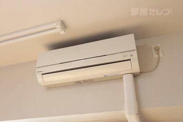 ※703号室室内参照