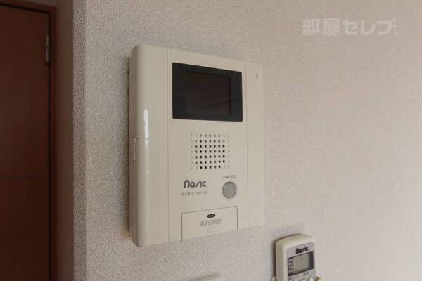 ※703号室室内参照