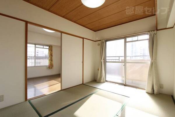 402号室