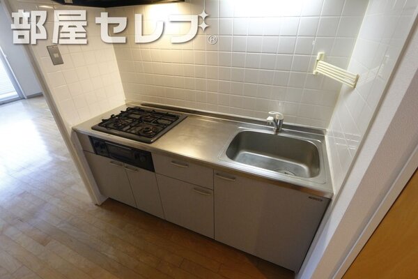 明るい洋室です。