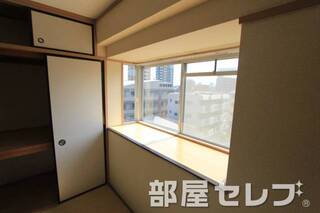 出窓があると広く感じます。