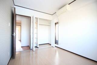 明るいお部屋です。