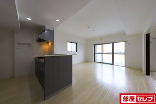 広々しらリビングです。