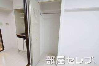 使いやすそうな収納です。