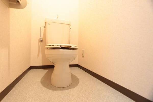 清潔トイレットルームあります。