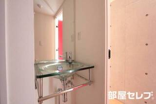 おしゃれな洗面台ですね