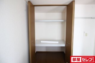 洗面台と洗濯機置場