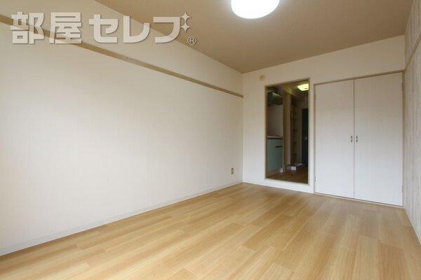 明るいお部屋です。