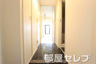 玄関から見た景色です。