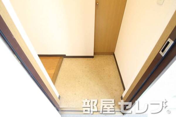 玄関口。