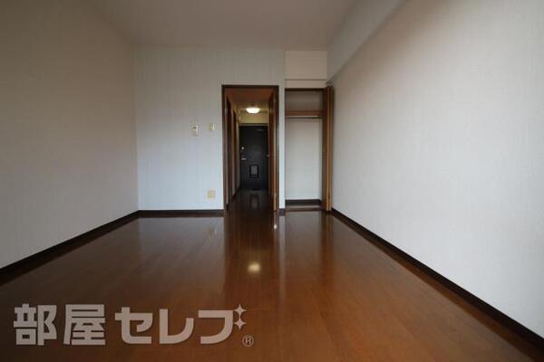 快適なお部屋ですよ。