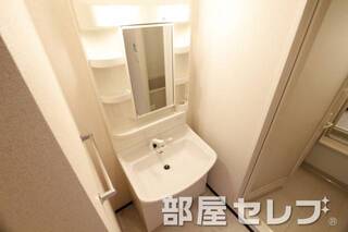 独立洗面台はいいですよ。