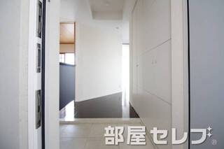 玄関口。
