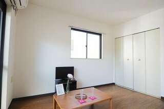 長方形の使いやすいお部屋です。