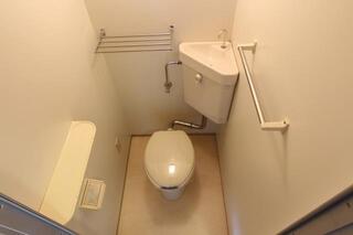 ゆったりとしたトイレです。
