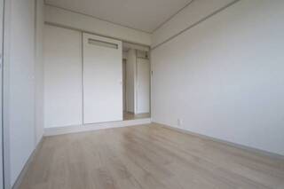 白基調のお部屋です。