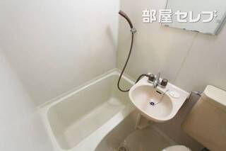 反転タイプ303号室の写真です。