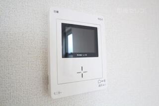 ＴＶモニターフォンで女性でもご安心していただけます。