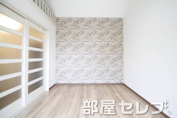 違う角度からの居室。