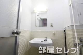 使い勝手のよい洗面台です。