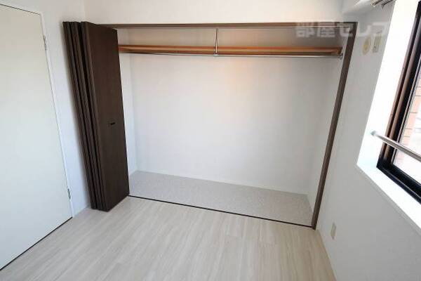 601号室の写真を使用