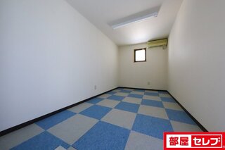 1階サービスルーム