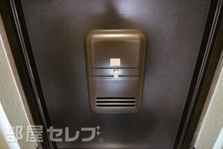 郵便受けも付いております。