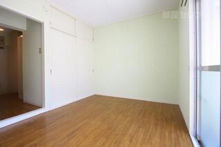 レイアウトのしやすいお部屋です。