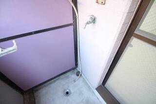 室外洗濯機置場