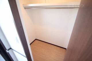 ※写真は別の部屋のものです