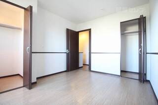 ※写真は別の部屋のものです