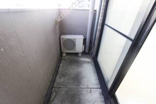日当たりが良いです。802号室の写真です。