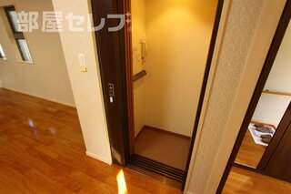 エレベーターがあります。
