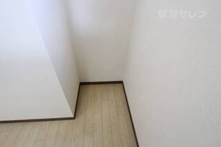 ＊905号室参照
