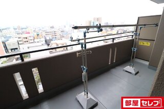 バルコニーも広々