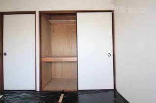 和室に押入れは付き物ですよね