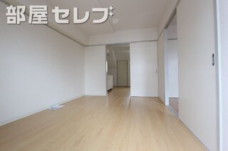 明るいお部屋です。