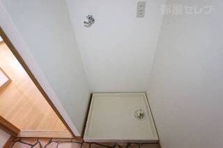 室内洗濯機置場です。3E号室の写真です。