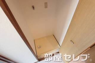室内洗濯置場で雨の日も安心。イメージ写真