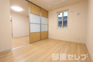 ※207号室の写真を流用しています。