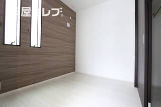 コンパクトサイズの居室ですが落ち着く空間です