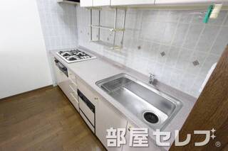 収納たっぷりで使い勝手が良さそうですね。