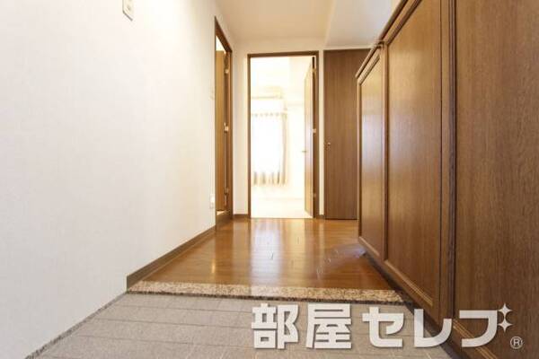 玄関口。
