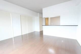 リビングの広いお部屋です