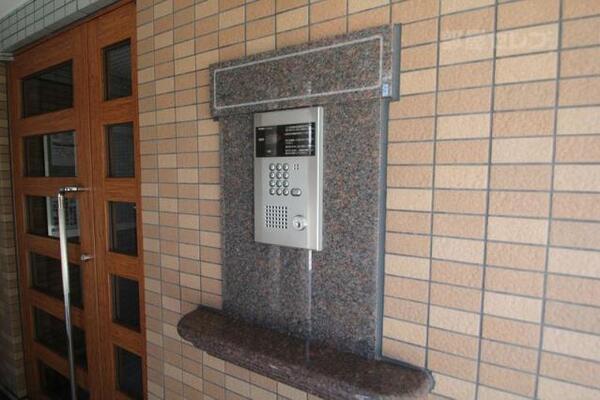 オートロック付いています。