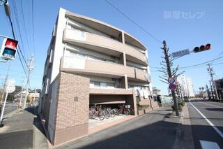 オシャレな外観です。