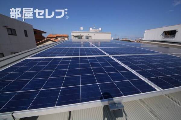 賃貸ではお目にかかれない５．５ｋWh太陽光パネル